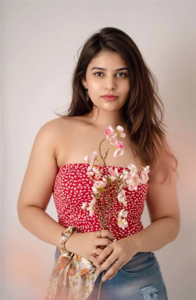 Bandhavi Sridhar in hot51