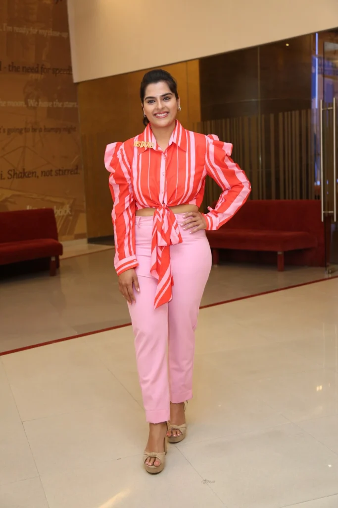 Kavya Kalyanram in hot51