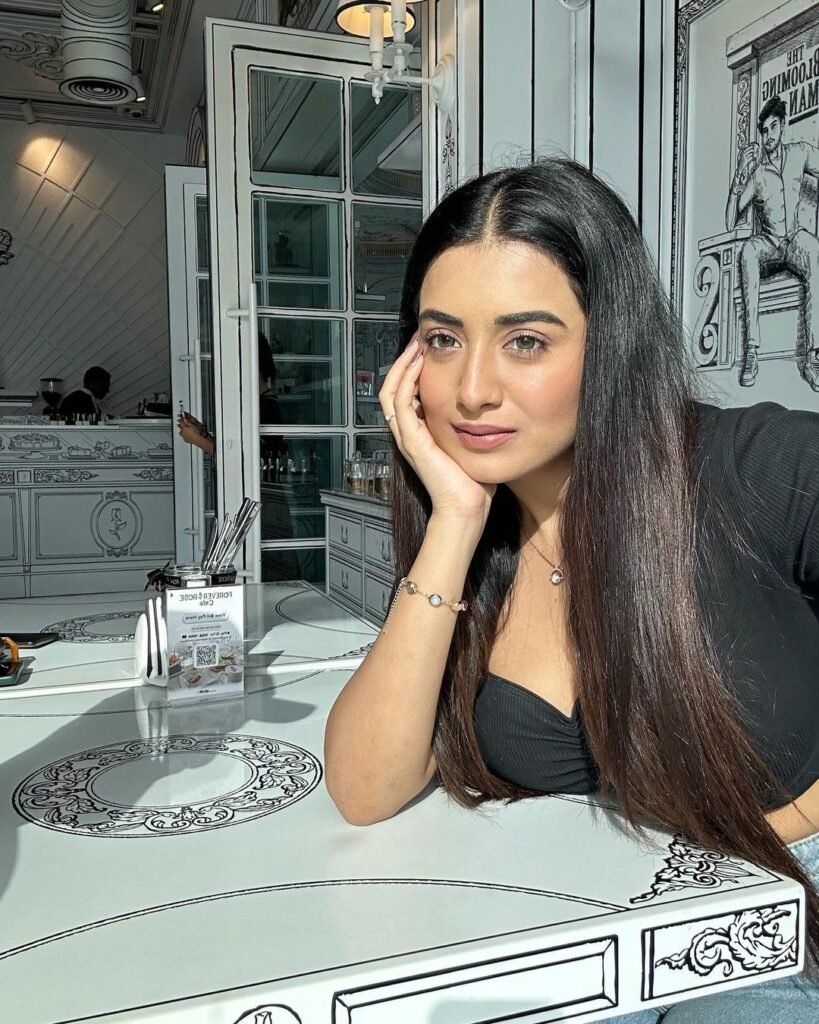 Rashi Singh in hot51