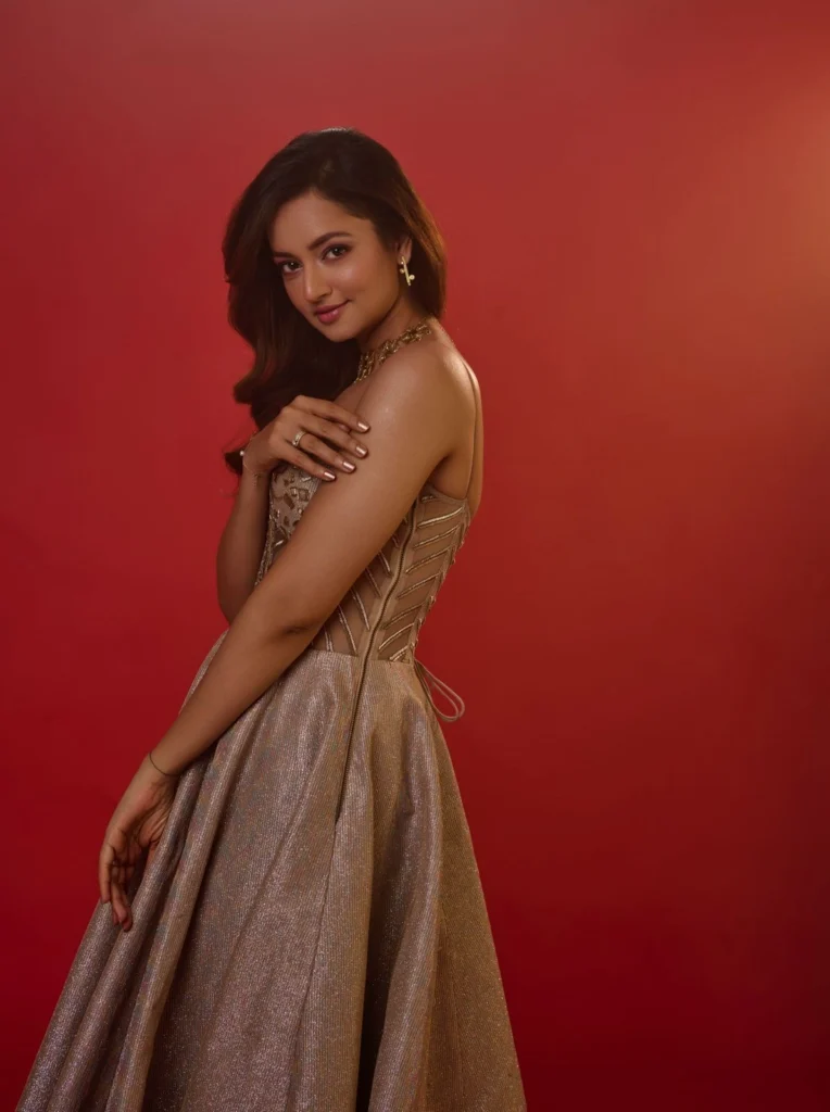 Shanvi Srivastava in hot51