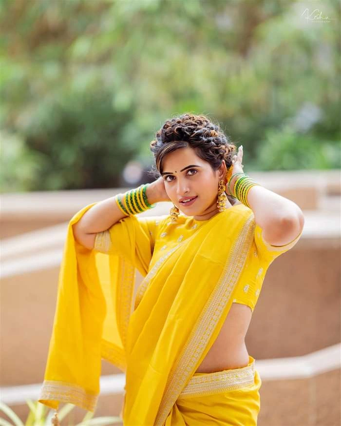 Sravanthi Chokarapu in hot51