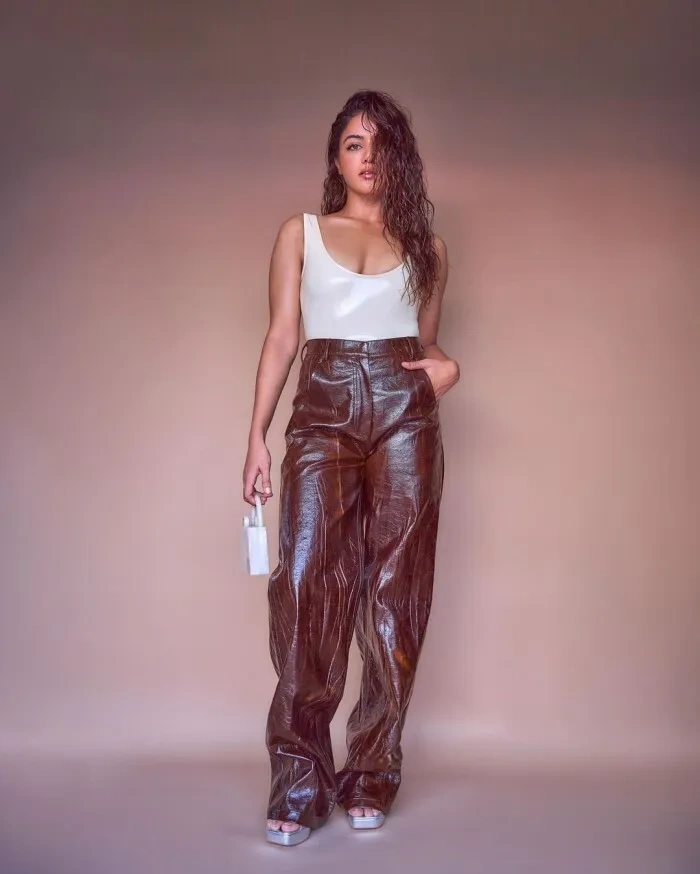 Wamiqa Gabbi in hot51